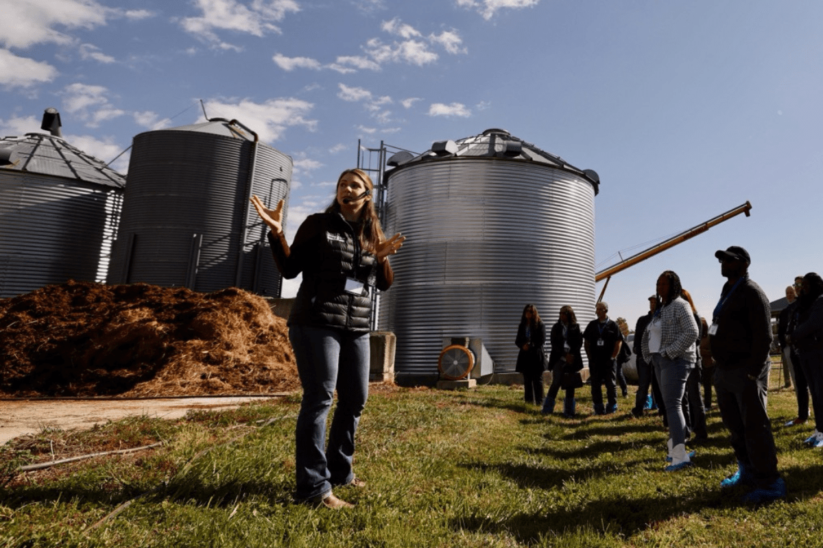 New Jersey Farm to School Summit Visits Local Dairy Farm